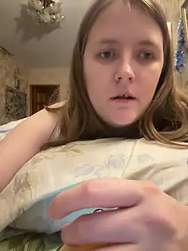 Snapshot of DesireMelissa chatting on March 18, 2025, 7:33 pm DesireMelissa online show from March 18, 2025, 7:33 pm