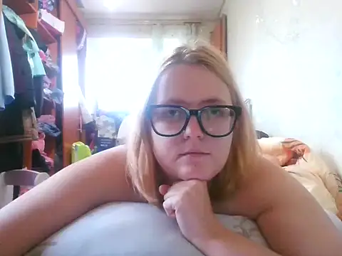 Snapshot of DesireMelissa chatting on September 25, 2025, 5:24 am DesireMelissa online show from September 25, 2025, 5:24 am
