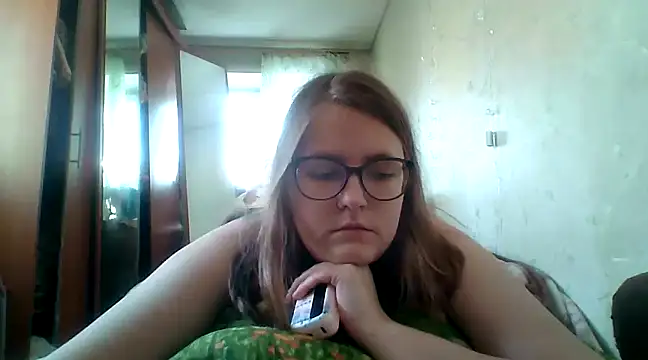 Snapshot of DesireMelissa chatting on February 20, 2025, 7:34 am DesireMelissa online show from February 20, 2025, 7:34 am