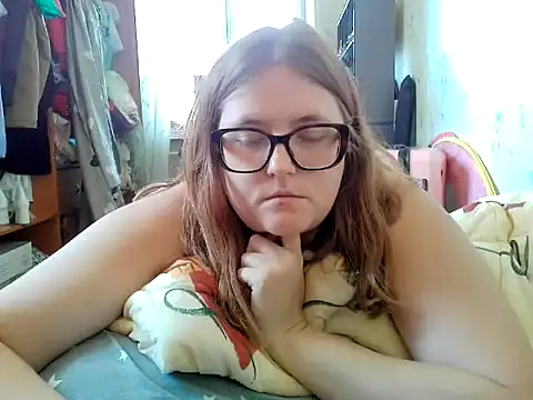 Snapshot of DesireMelissa chatting on July 27, 2026, 12:12 pm DesireMelissa online show from July 27, 2026, 12:12 pm