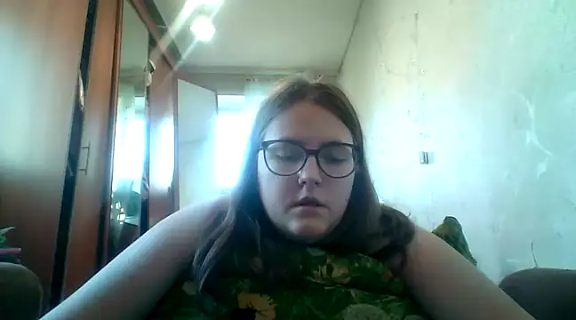 Snapshot of DesireMelissa chatting on February 27, 2025, 6:57 am DesireMelissa online show from February 27, 2025, 6:57 am