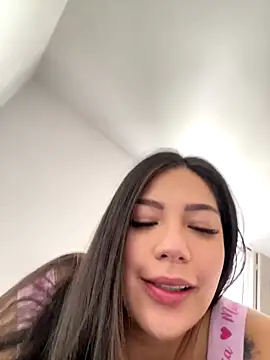 Snapshot of Latina_vanessa chatting on December 20, 2025, 12:41 pm Latina vanessa online show from December 20, 2025, 12:41 pm