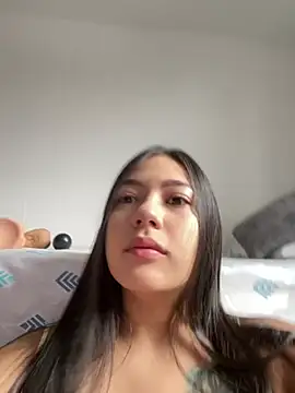 Snapshot of Latina_vanessa chatting on February 6, 2026, 1:51 pm Latina vanessa online show from February 6, 2026, 1:51 pm