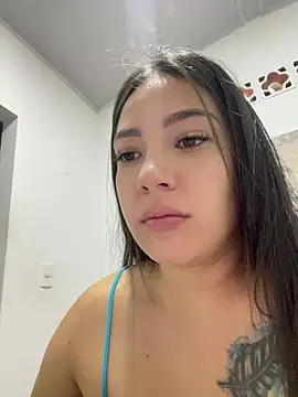 Snapshot of Latina_vanessa chatting on February 25, 2026, 7:03 pm Latina vanessa online show from February 25, 2026, 7:03 pm