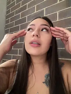 Snapshot of Latina_vanessa chatting on April 29, 2026, 7:09 pm Latina vanessa online show from April 29, 2026, 7:09 pm
