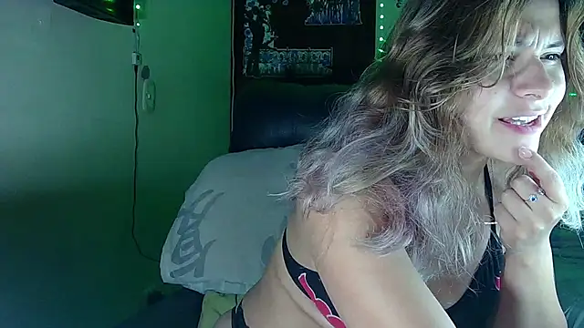 Elith 20 online show from September 18, 2025, 3:53 am