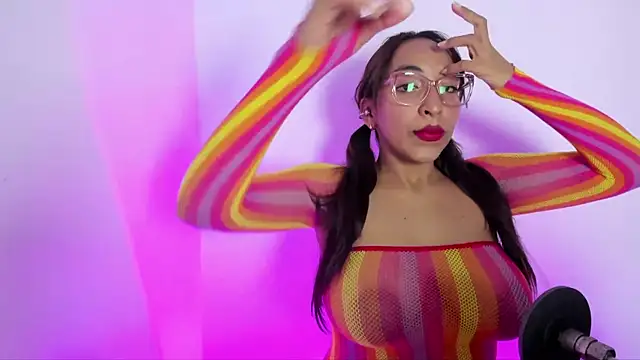 Leticia brownn1 online show from March 16, 2026, 7:49 pm