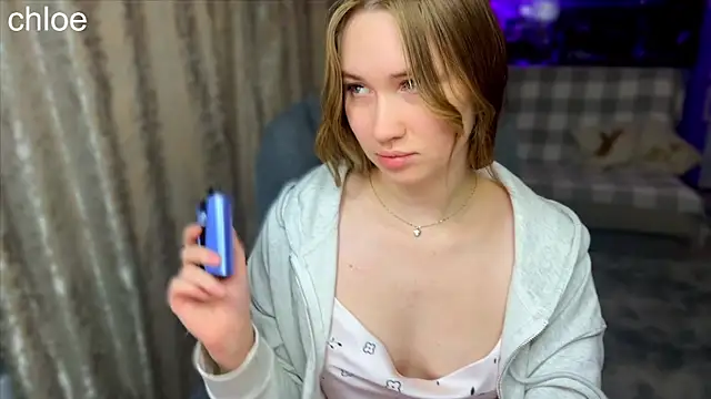 ChloeMillerMeow online show from October 13, 2025, 6:09 pm