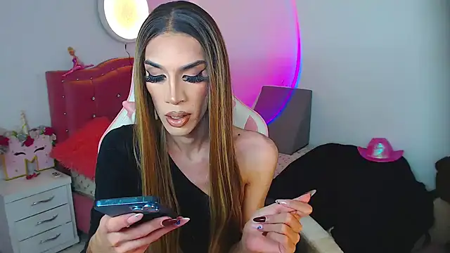 camila hootie online show from January 9, 2026, 8:27 pm