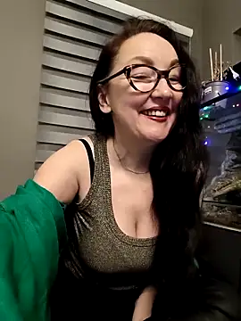 CamilleDesire online show from December 14, 2025, 5:18 pm