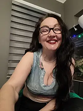 CamilleDesire online show from November 11, 2025, 5:08 pm