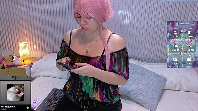 Eli666uwu online show from December 5, 2025, 11:31 am