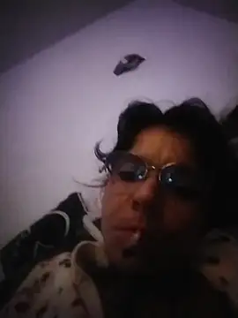 Snapshot of Donostipa chatting on May 20, 2026, 11:02 pm Donostipa online show from May 20, 2026, 11:02 pm