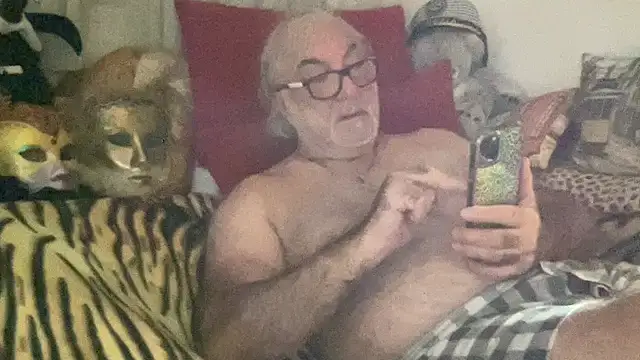 Snapshot of EroticVenetian chatting on October 3, 2025, 9:38 pm EroticVenetian online show from October 3, 2025, 9:38 pm