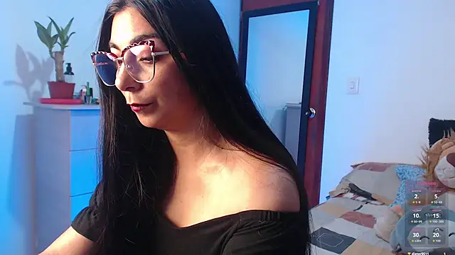 Karla hernandez  online show from January 16, 2026, 10:30 am