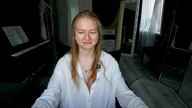 Snapshot of Alexandra_Demore chatting on June 29, 2026, 6:40 pm Alexandra Demore online show from June 29, 2026, 6:40 pm