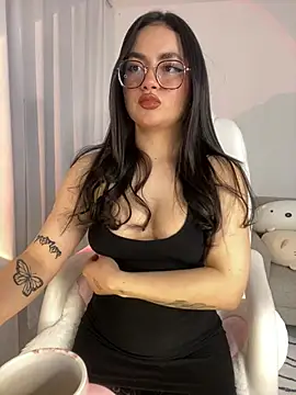 Snapshot of montmariana chatting on March 11, 2025, 11:58 pm montmariana online show from March 11, 2025, 11:58 pm