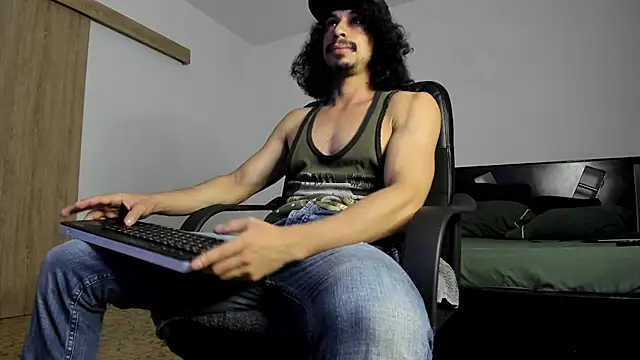 Snapshot of TristanWoods chatting on February 27, 2026, 10:37 am TristanWoods online show from February 27, 2026, 10:37 am