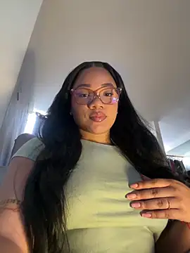 ashley Tompson1 online show from March 5, 2026, 11:51 am