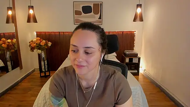 KatherineBond online show from June 13, 2026, 5:11 pm