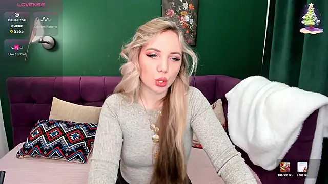 EvaMoran online show from April 5, 2026, 1:56 am