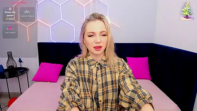 Snapshot of EvaMoran chatting on February 25, 2026, 1:39 am EvaMoran online show from February 25, 2026, 1:39 am