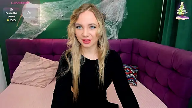 Snapshot of EvaMoran chatting on October 23, 2025, 1:37 am EvaMoran online show from October 23, 2025, 1:37 am