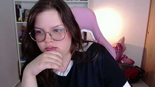 Gabiwaifu online show from June 6, 2026, 8:25 pm