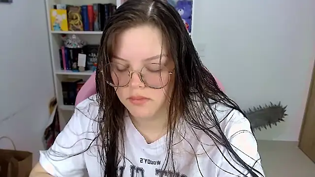 Gabiwaifu online show from February 7, 2026, 4:26 pm