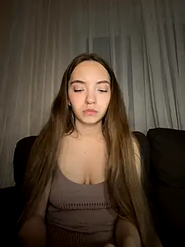 Snapshot of BarbaraFantasy chatting on September 23, 2025, 7:32 pm BarbaraFantasy online show from September 23, 2025, 7:32 pm