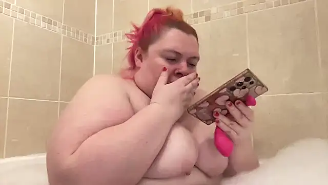 Snapshot of bbw_olive_peach chatting on February 20, 2025, 8:36 pm bbw olive peach online show from February 20, 2025, 8:36 pm