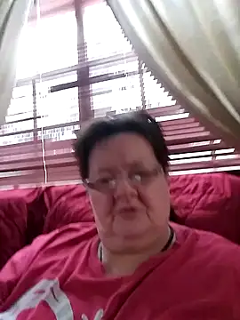 Bayou Woman68 online show from January 17, 2026, 5:27 pm