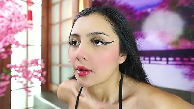 miss lizith online show from December 18, 2025, 11:03 am