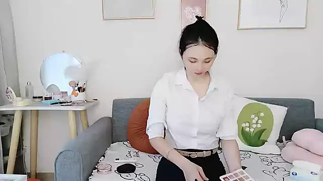 Snapshot of cathy00 chatting on October 2, 2025, 1:20 am cathy00 online show from October 2, 2025, 1:20 am