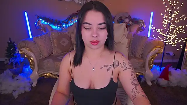 SusieWood online show from January 18, 2026, 9:07 pm