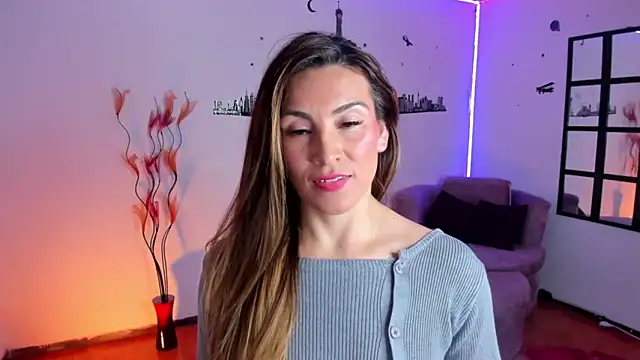 Snapshot of Elizabeth_taylor_b chatting on February 5, 2026, 10:49 pm Elizabeth taylor b online show from February 5, 2026, 10:49 pm