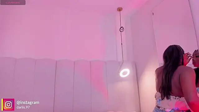  huge boobs ebony online show from December 4, 2025, 7:35 pm