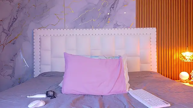 indianschoolgirl online show from April 9, 2026, 7:42 pm