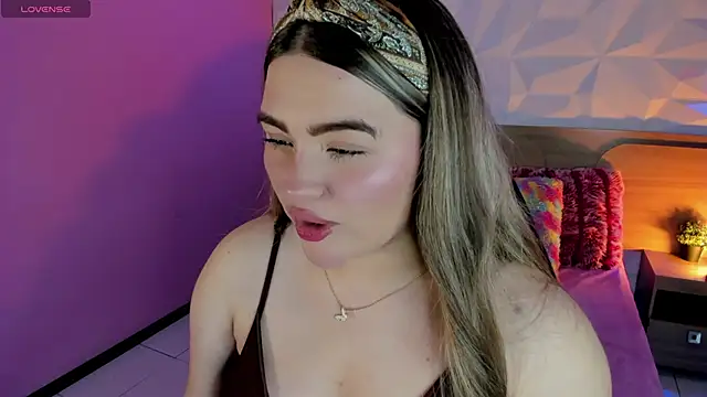 cattaleya    online show from September 16, 2025, 8:21 pm