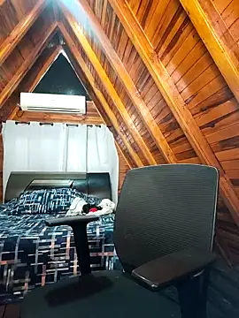 AmbarBurhan online show from April 1, 2026, 5:54 pm