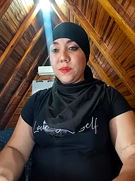 AmbarBurhan online show from January 14, 2026, 3:48 pm