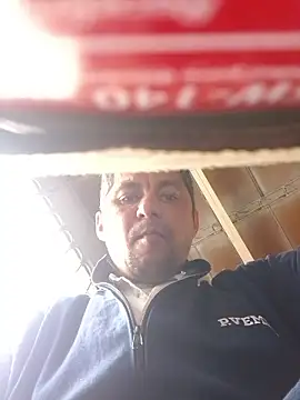 TattyFoxglove online show from February 16, 2026, 5:22 pm