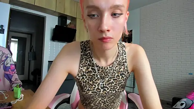 Snapshot of _Alice_Kitty chatting on April 28, 2026, 1:26 pm Alice Kitty online show from April 28, 2026, 1:26 pm