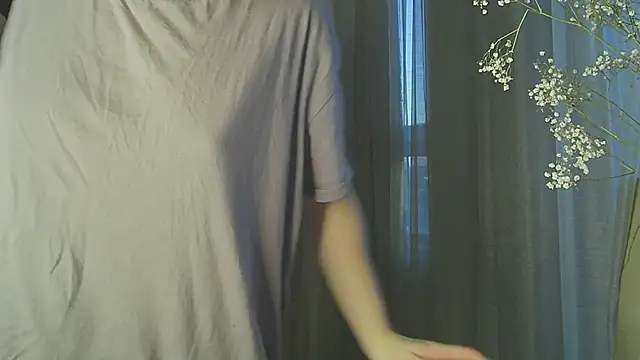 Snapshot of Aurora_workerr chatting on February 25, 2025, 1:09 am Aurora workerr online show from February 25, 2025, 1:09 am