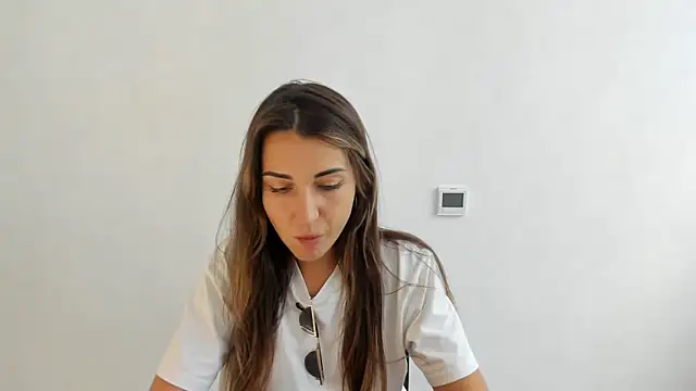 Summmmersky online show from October 5, 2025, 9:55 am