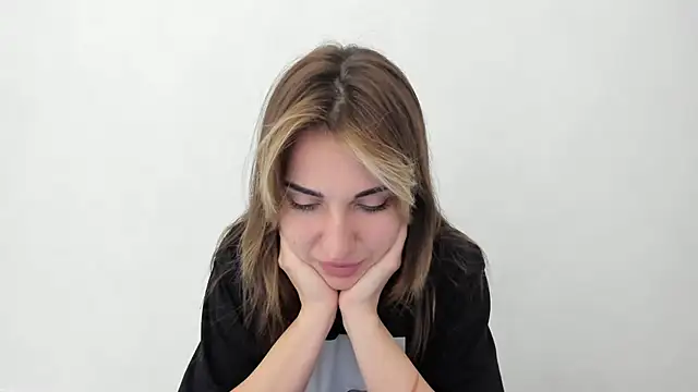 Summmmersky online show from March 16, 2025, 4:45 pm