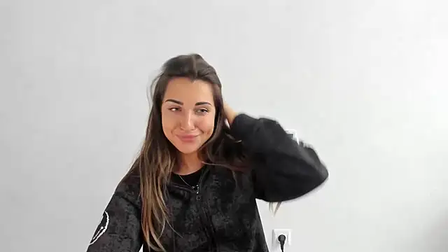 Summmmersky online show from October 6, 2025, 11:33 am