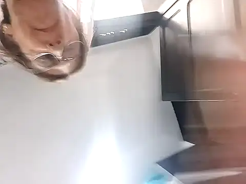 Snapshot of Matureyulyet chatting on December 22, 2025, 6:30 pm Matureyulyet online show from December 22, 2025, 6:30 pm