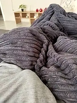 Snapshot of milf_hunter_35 chatting on March 31, 2026, 8:16 am milf hunter 35 online show from March 31, 2026, 8:16 am