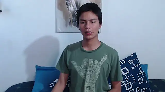 alanprince44 online show from January 22, 2025, 9:43 pm